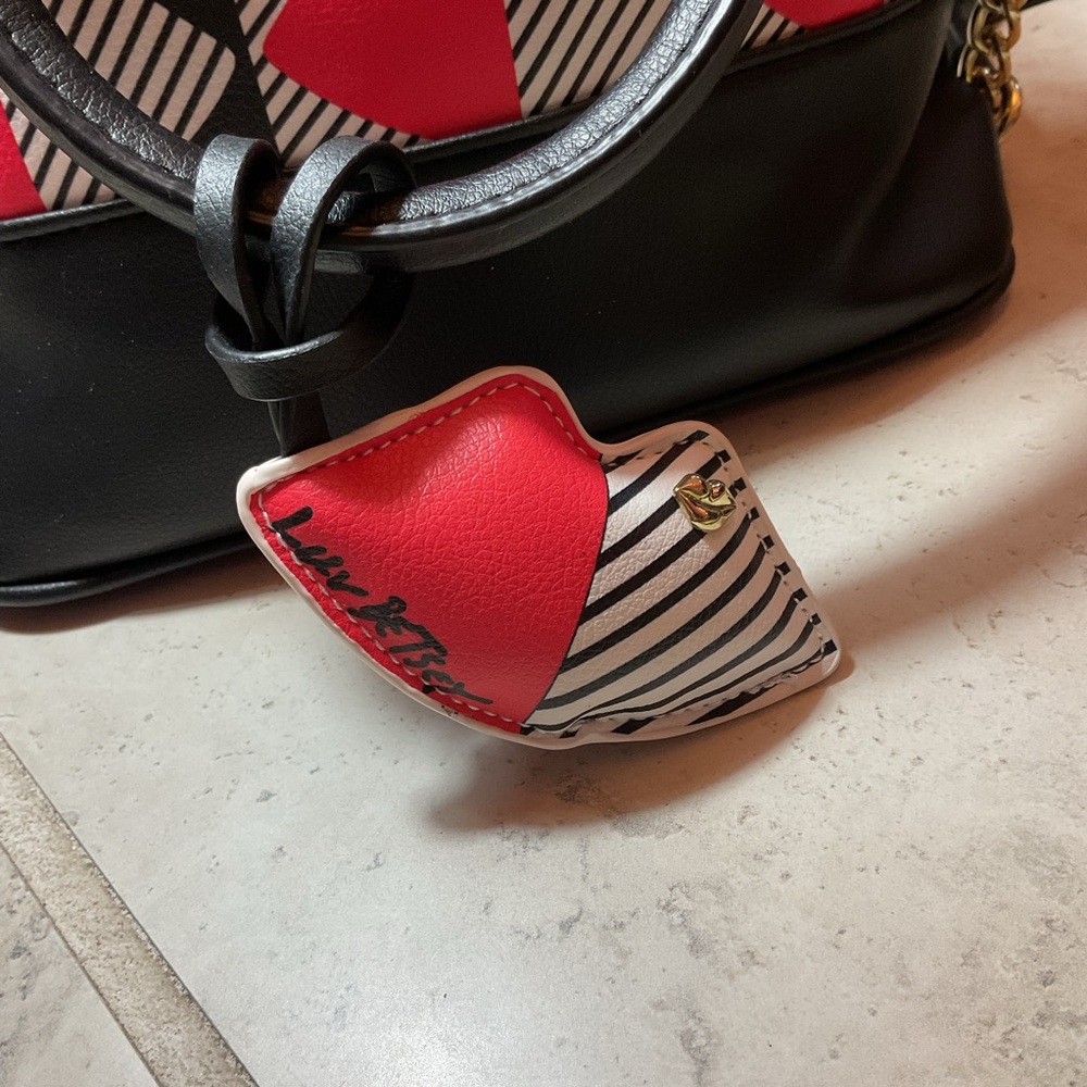 Luv Betsey satchel Black & Red Handbag crossbody w/chain & leather strap - Picture 6 of 7